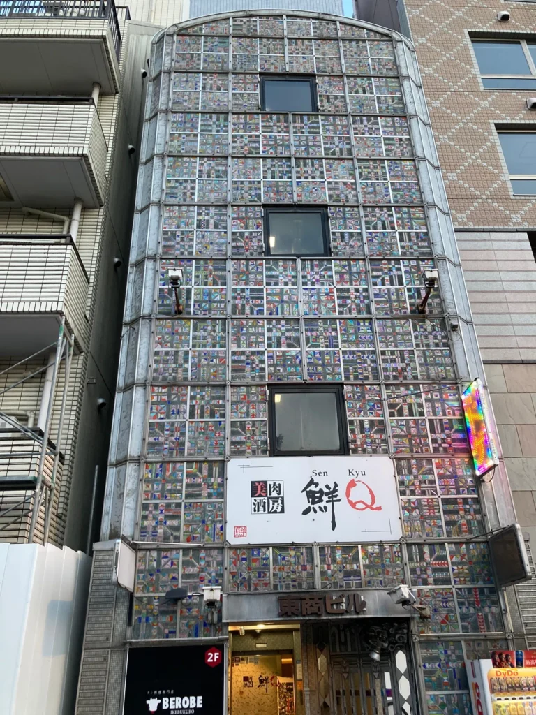 建築家・梵寿綱の代表作「ヴェッセル：輝く器」