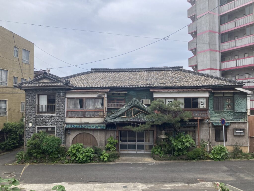 軍港の街・佐世保の勝富遊郭跡