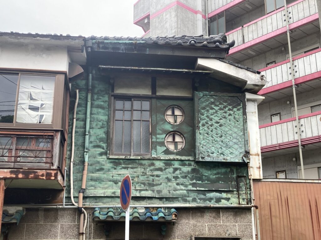軍港の街・佐世保の勝富遊郭跡