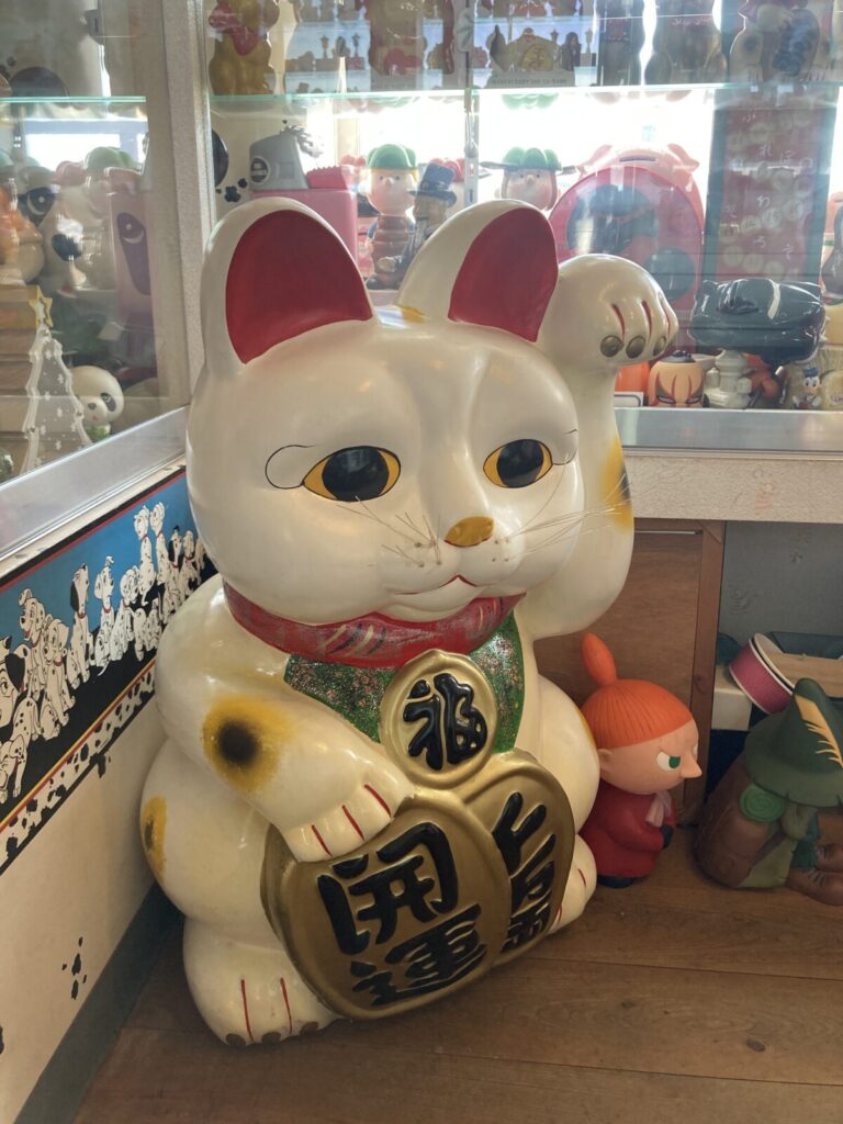 岡山県にある倉敷山陽堂の貯金箱博物館