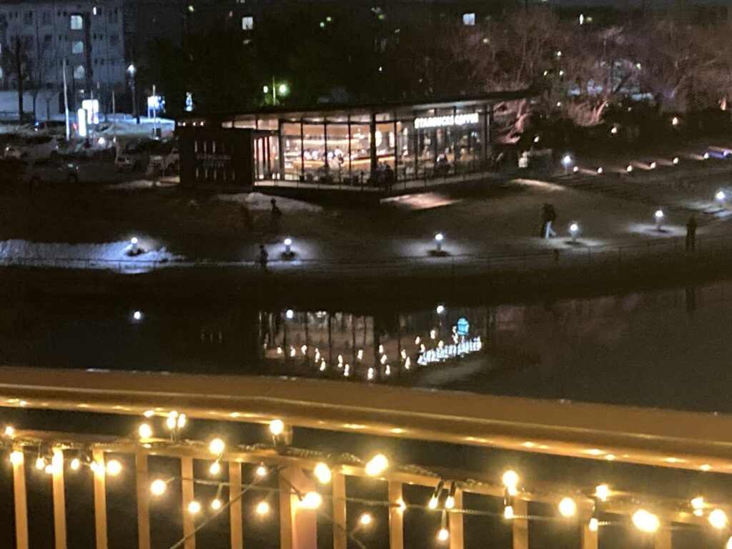 スターバックス コーヒー 富山環水公園店