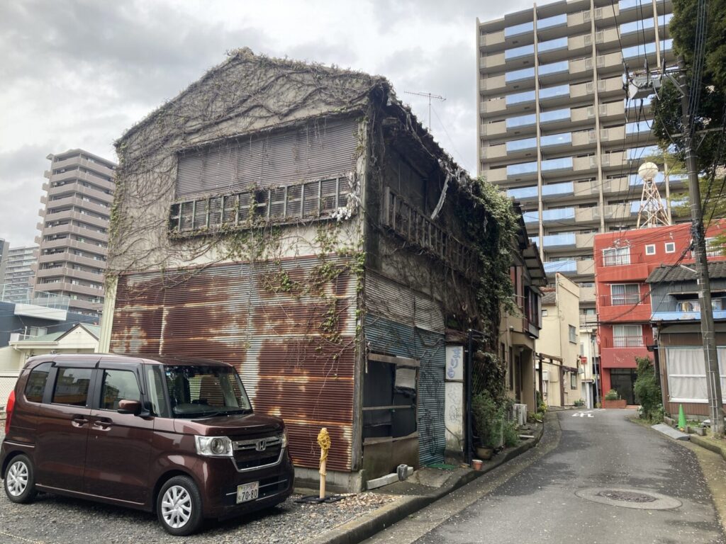 水戸の赤線・奈良屋町に残る建物。