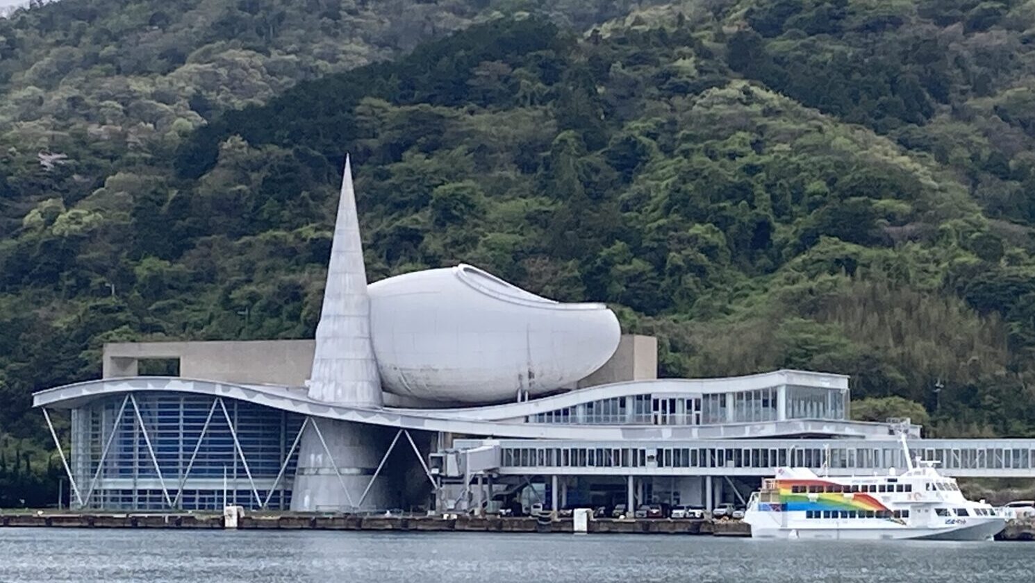 島根の珍建築メテオプラザ