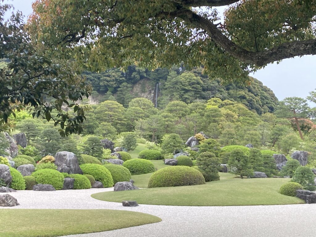 足立美術館の日本一の庭園