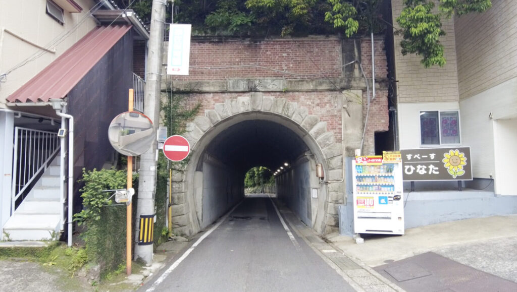 軍港の街・佐世保の勝富遊郭跡