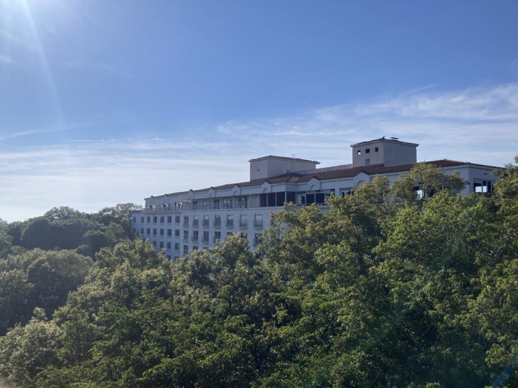 岡山・王子ヶ岳の廃墟・王子アルカディアリゾートホテル
