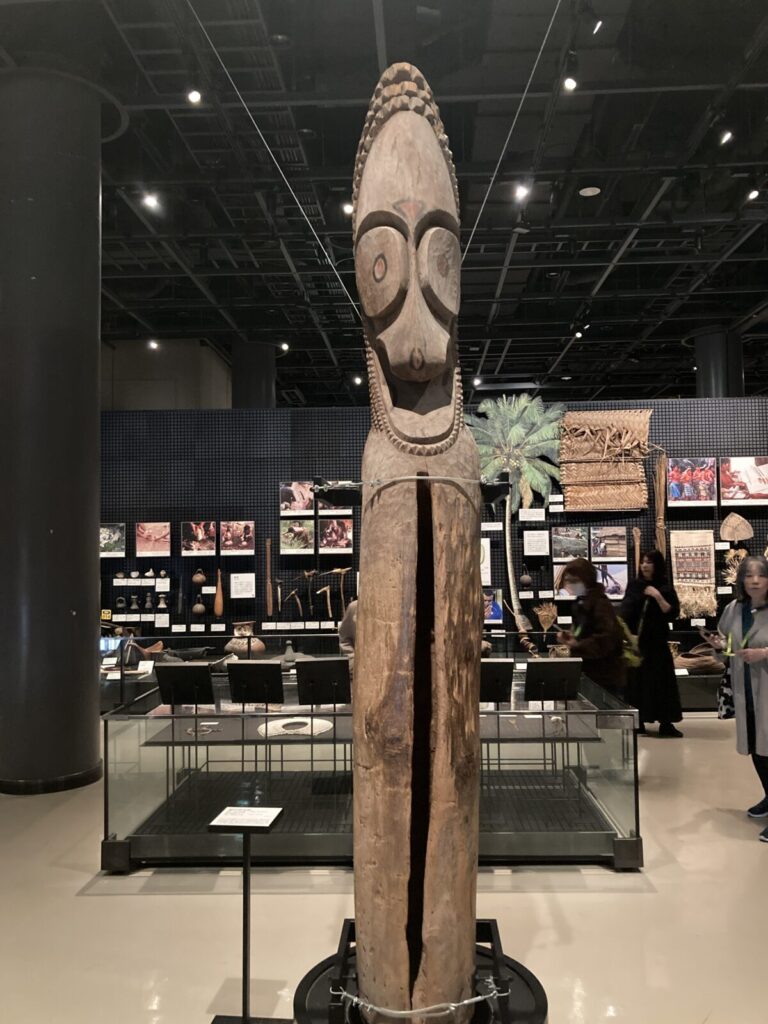 ヴァヌアツの割れ目太鼓
