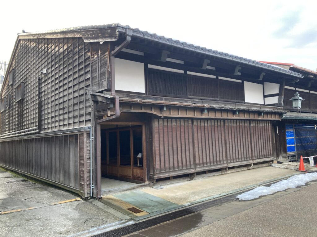 富山・岩瀬の街並み