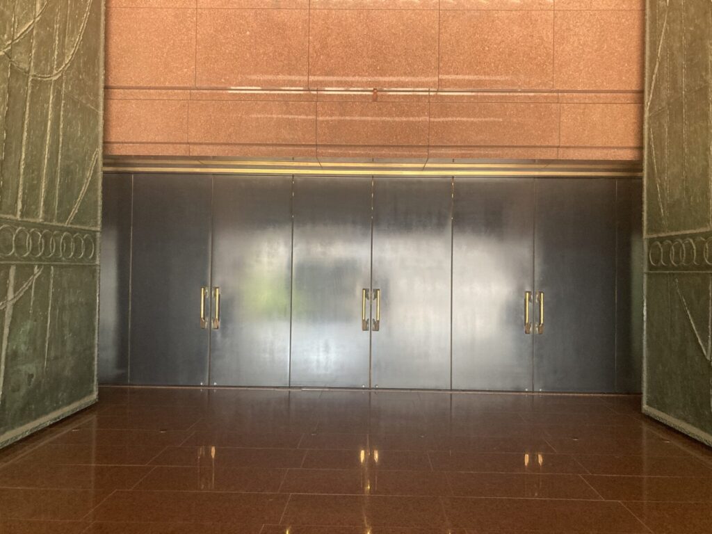 霊友会釈迦殿
