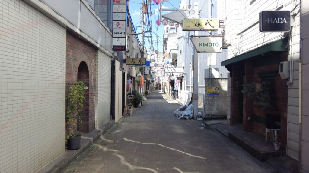 昭和レトロな飲み屋街