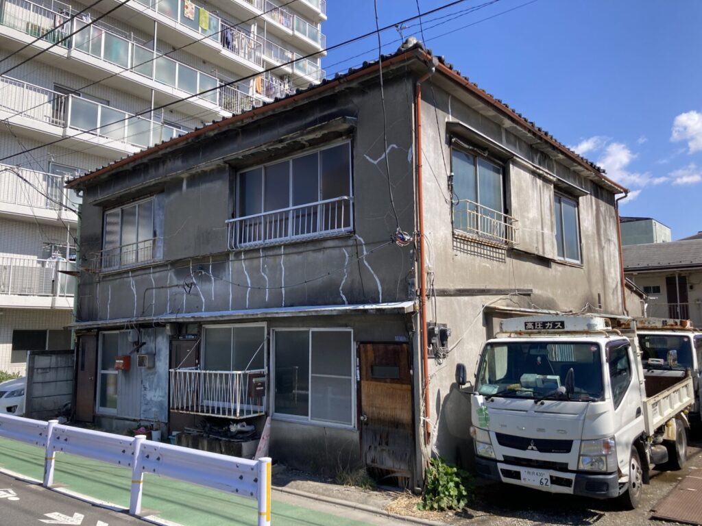 亀戸の年季の入った建物