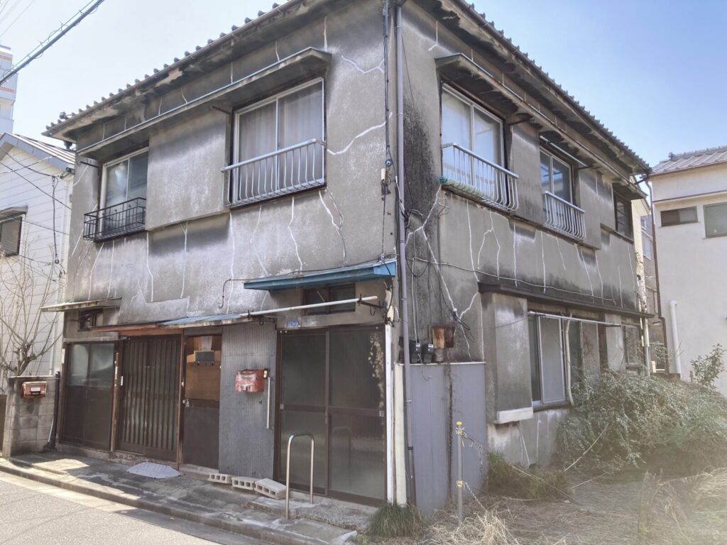 亀戸の年季の入った建物