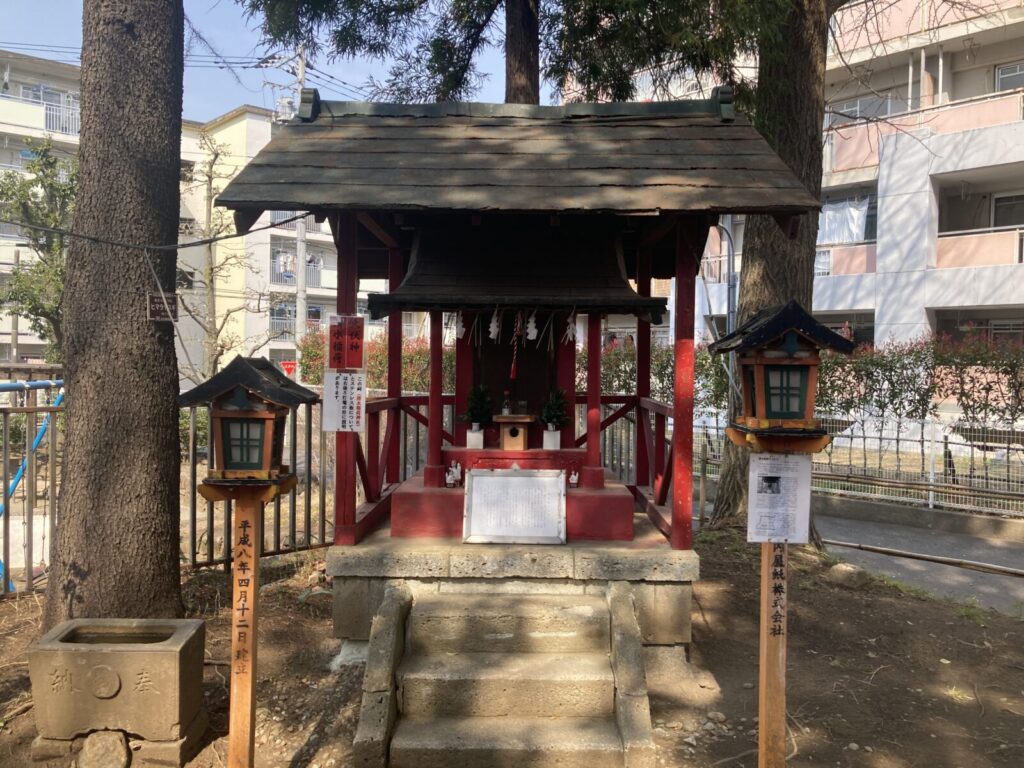 「清水稲荷神社」
