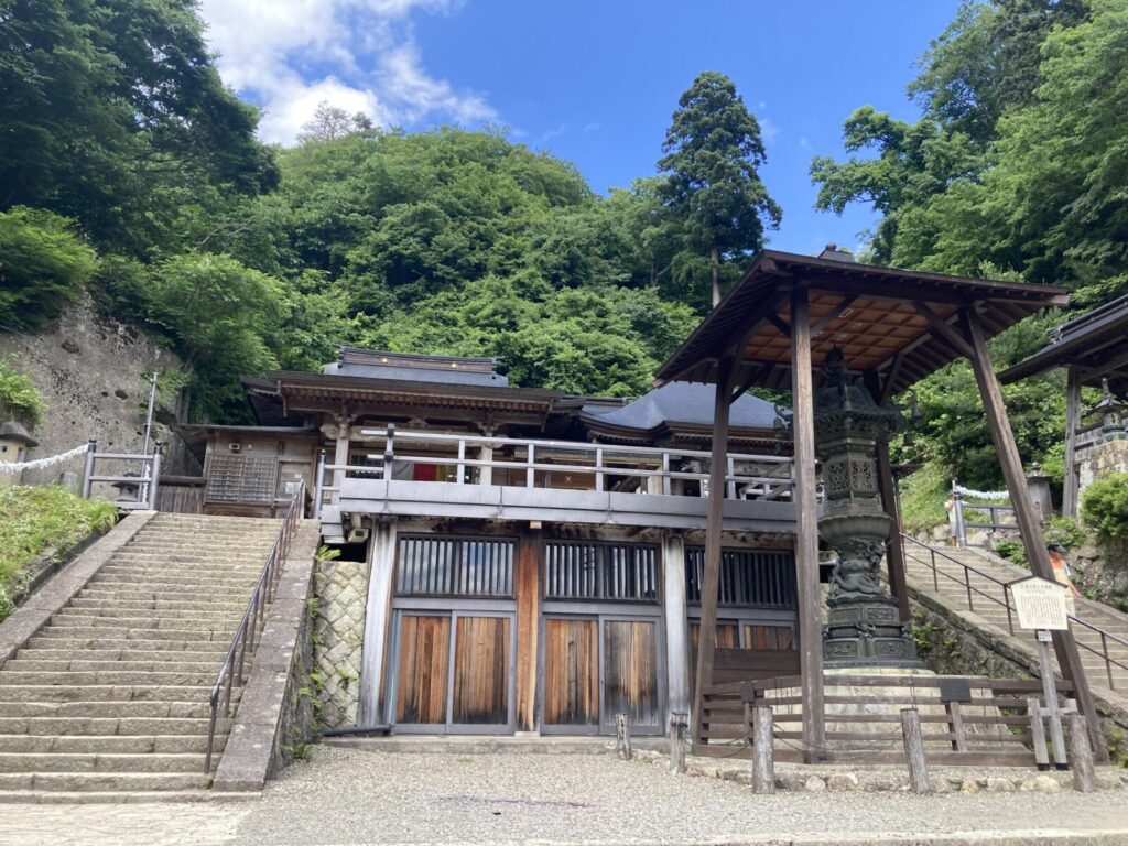 山形・山寺の奥之院