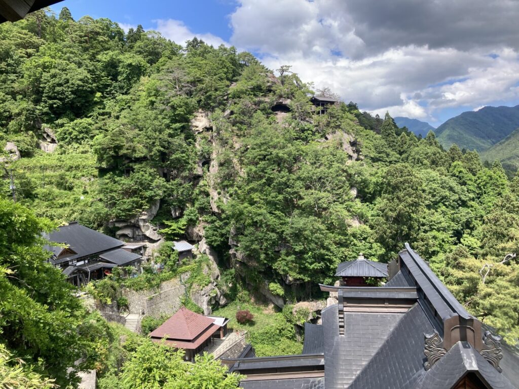 山形・山寺の五大堂からの景色