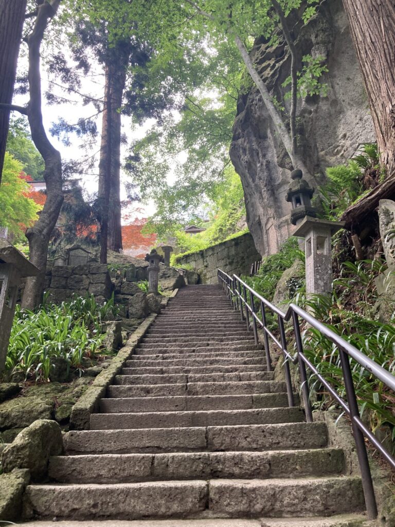 山形・山寺の石段