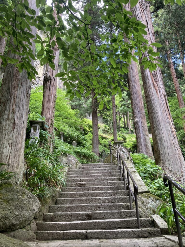 山形・山寺の石段